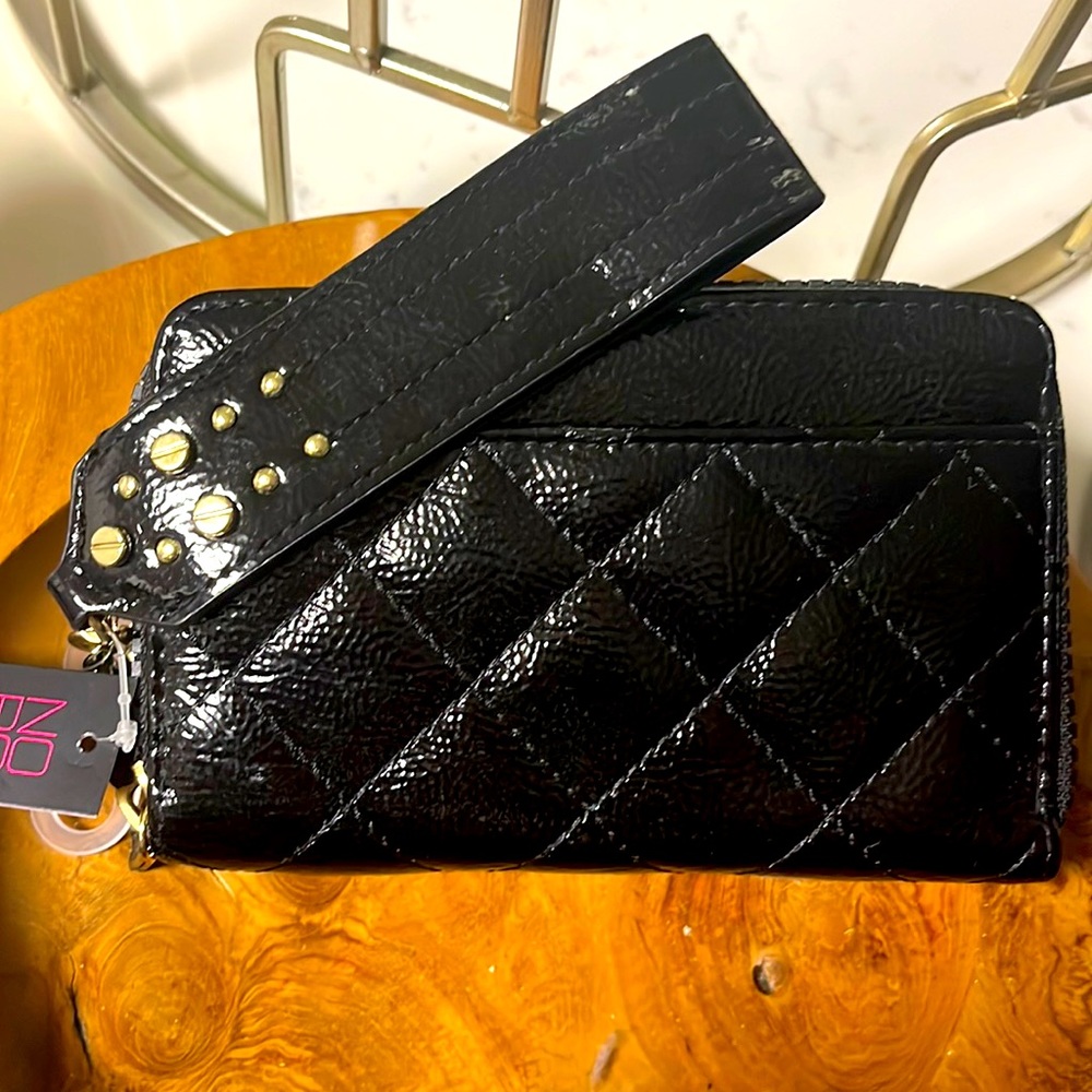 Black wallet